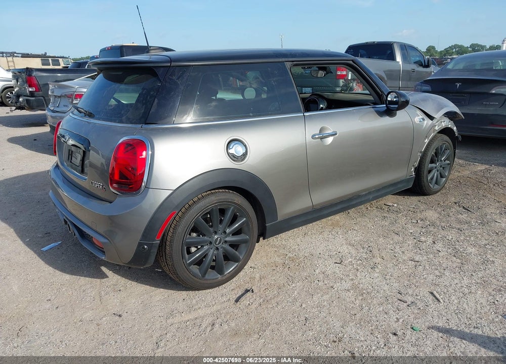 2019 MINI COOPER HARDTOP VIN: WMWXP7C56K2A53061