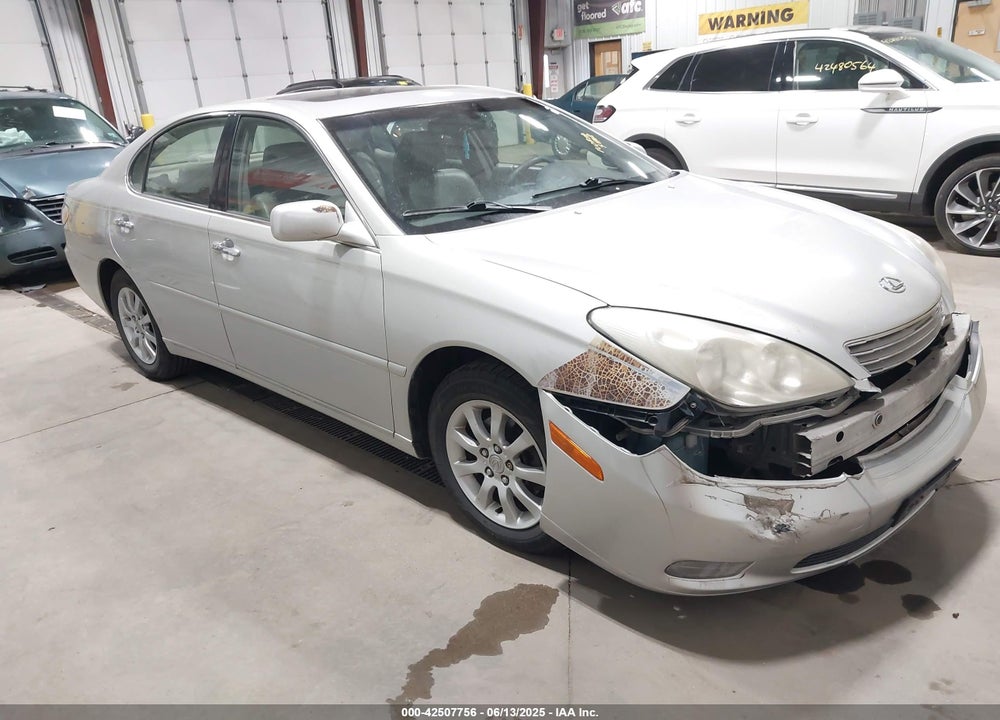 2004 LEXUS ES 330 VIN: JTHBA30G445004077