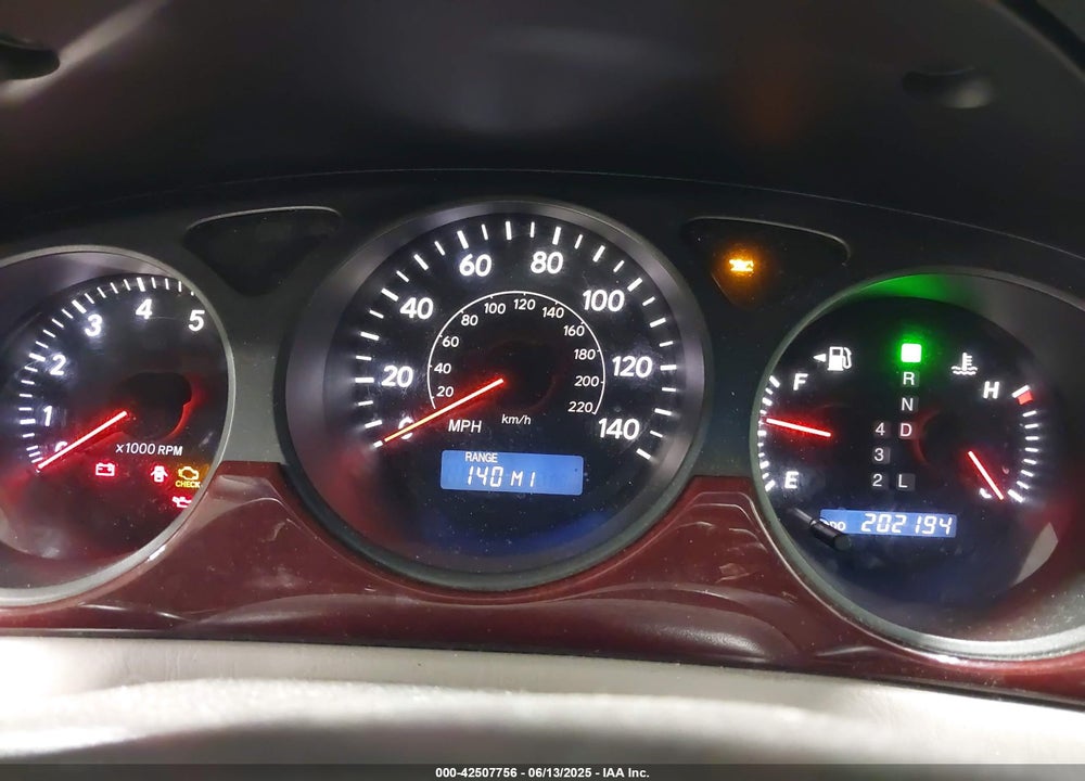 2004 LEXUS ES 330 VIN: JTHBA30G445004077
