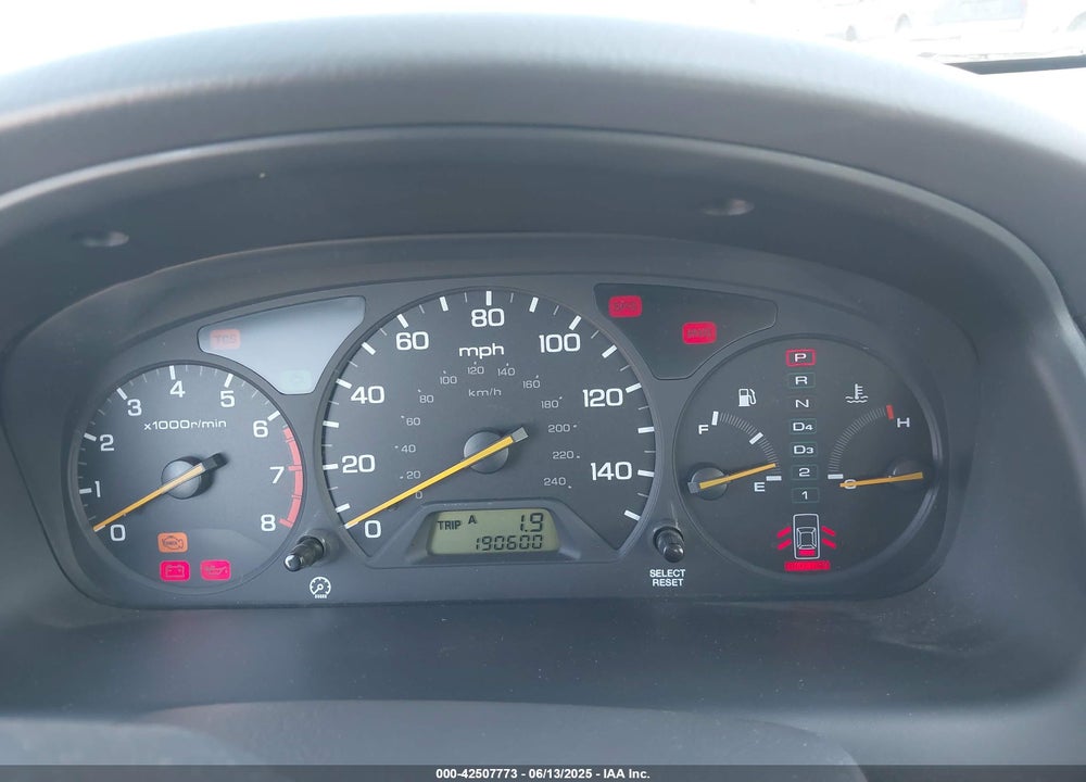 2001 HONDA ACCORD 3.0 EX VIN: 1HGCG16501A013183