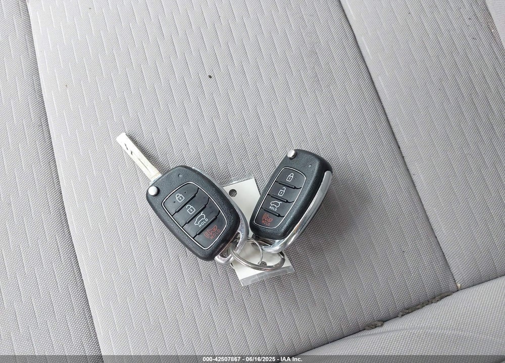 2020 HYUNDAI TUCSON VIN: KM8J2CA45LU161342