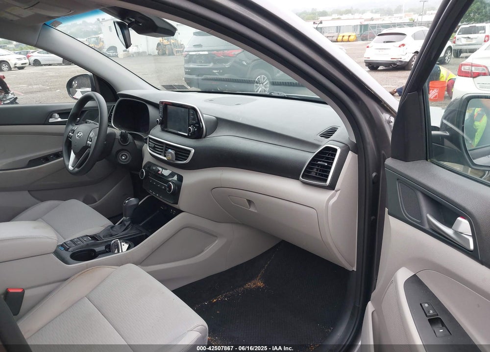 2020 HYUNDAI TUCSON VIN: KM8J2CA45LU161342