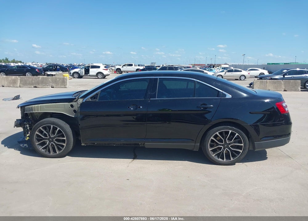2018 FORD TAURUS VIN: 1FAHP2E8XJG135672