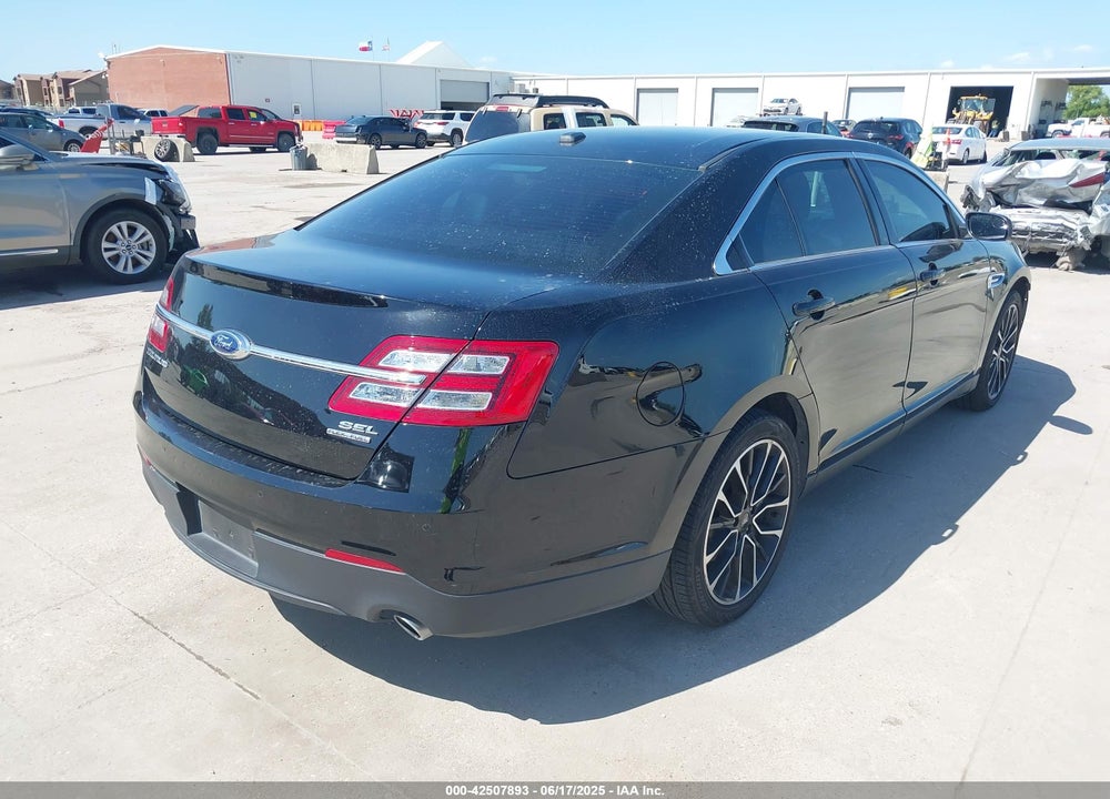 2018 FORD TAURUS VIN: 1FAHP2E8XJG135672