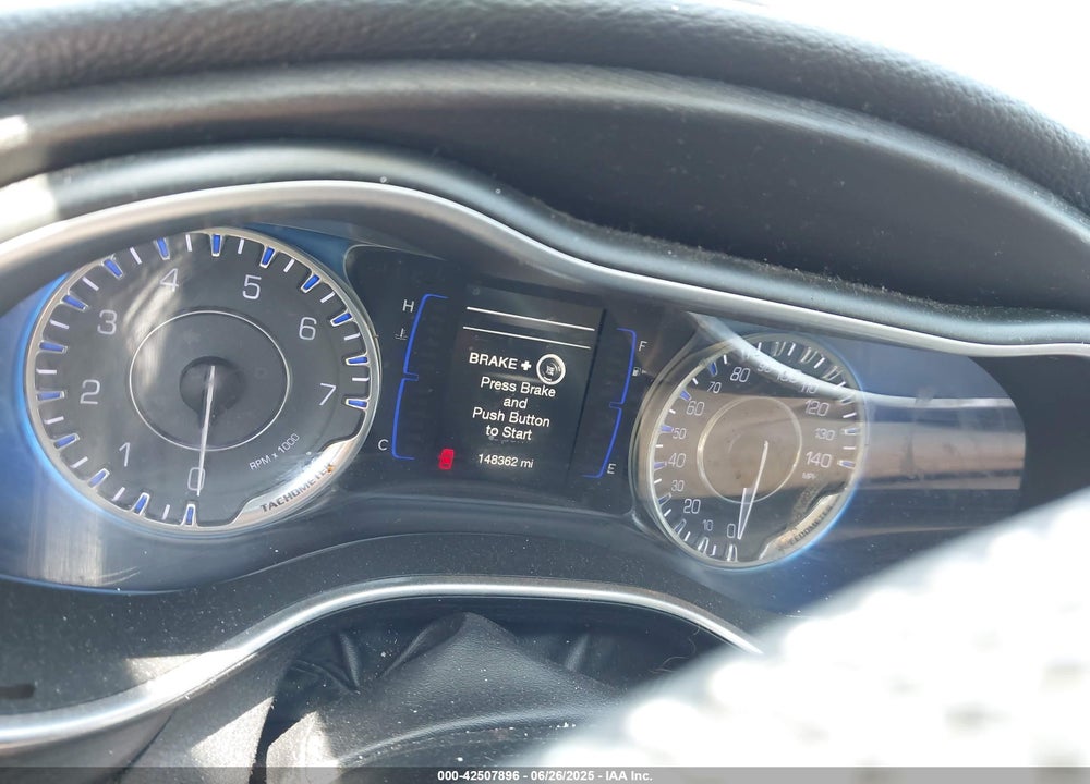 2016 CHRYSLER 200 VIN: 1C3CCCAB6GN106170