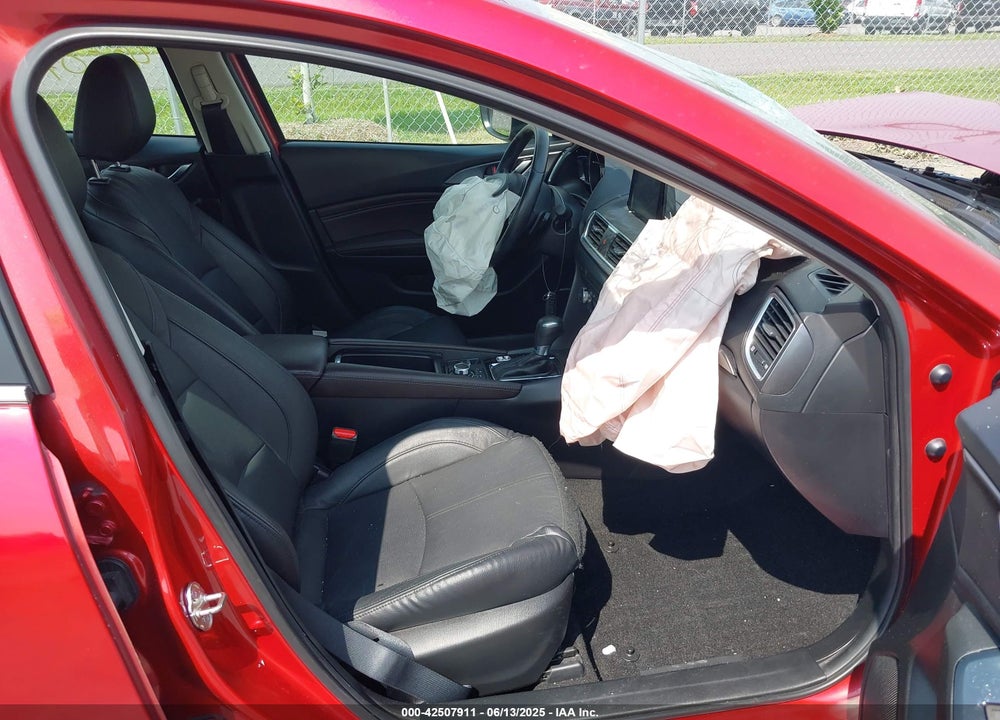 2017 MAZDA 3 VIN: 3MZBN1W3XHM147272