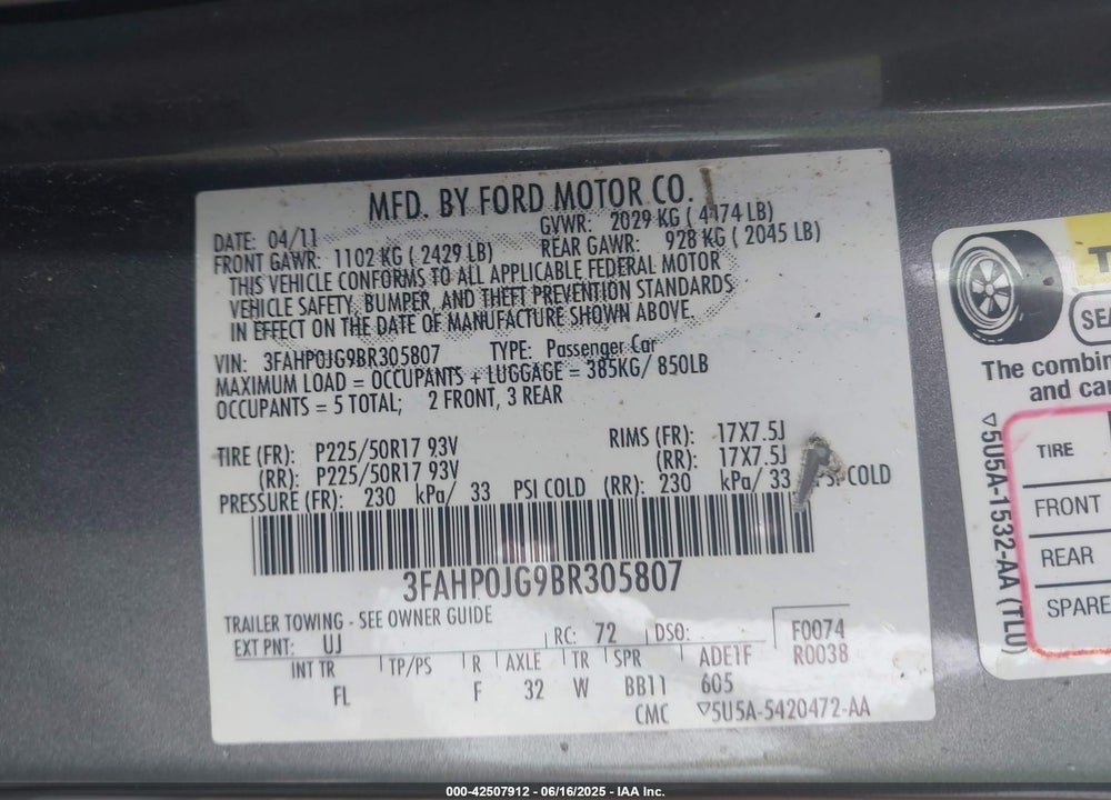 2011 FORD FUSION VIN: 3FAHP0JG9BR305807