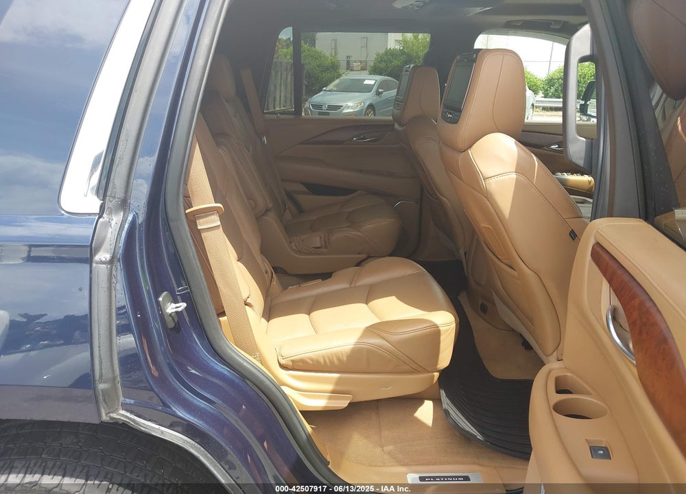 2017 CADILLAC ESCALADE VIN: 1GYS4DKJ6HR150478