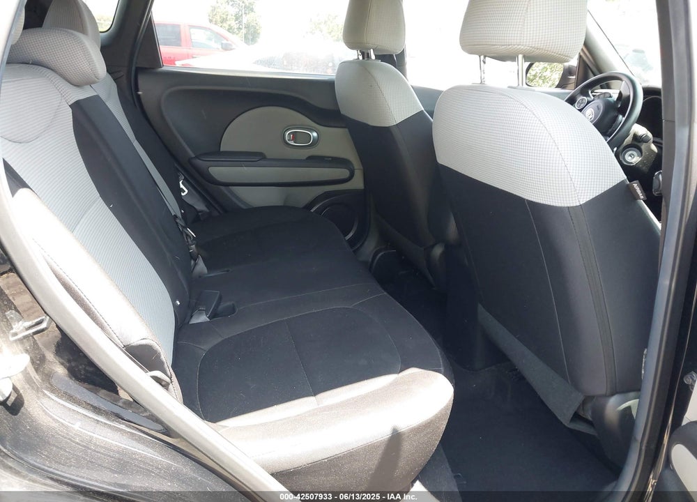 2017 KIA SOUL VIN: KNDJN2A24H7480354