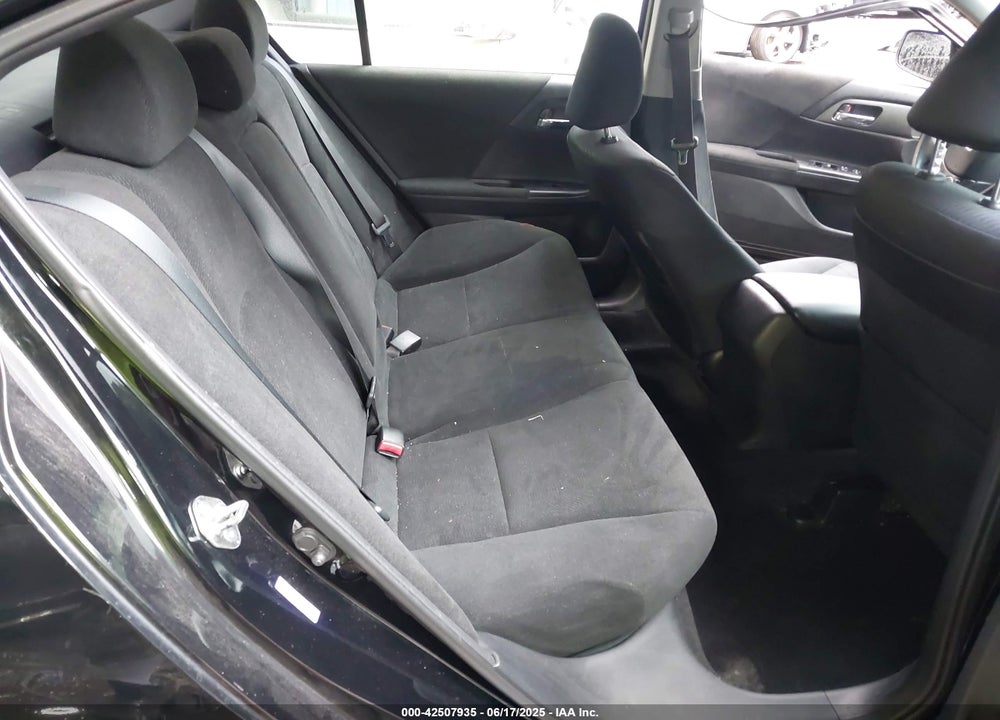 2013 HONDA ACCORD VIN: 1HGCR2F31DA250428