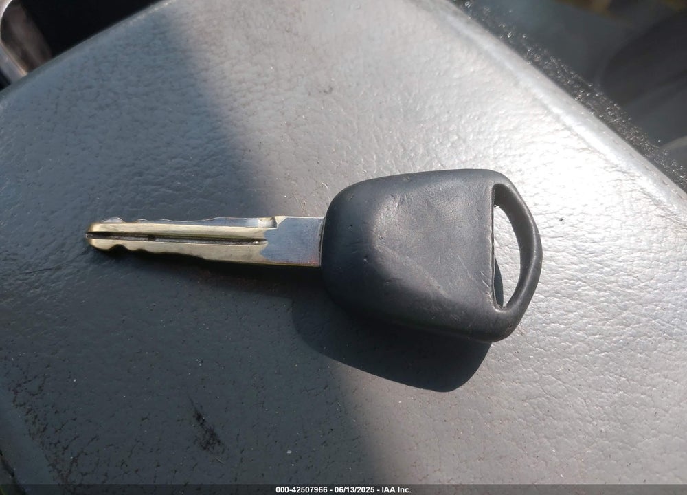 2005 ACURA TSX VIN: JH4CL968X5C018242