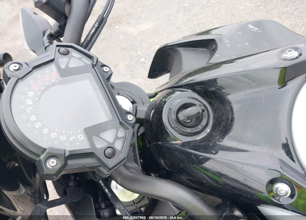 2017 KAWASAKI ER650 H VIN: JKAEREH17HDA05686