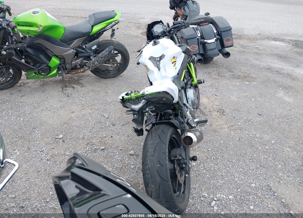 2017 KAWASAKI ER650 H VIN: JKAEREH17HDA05686