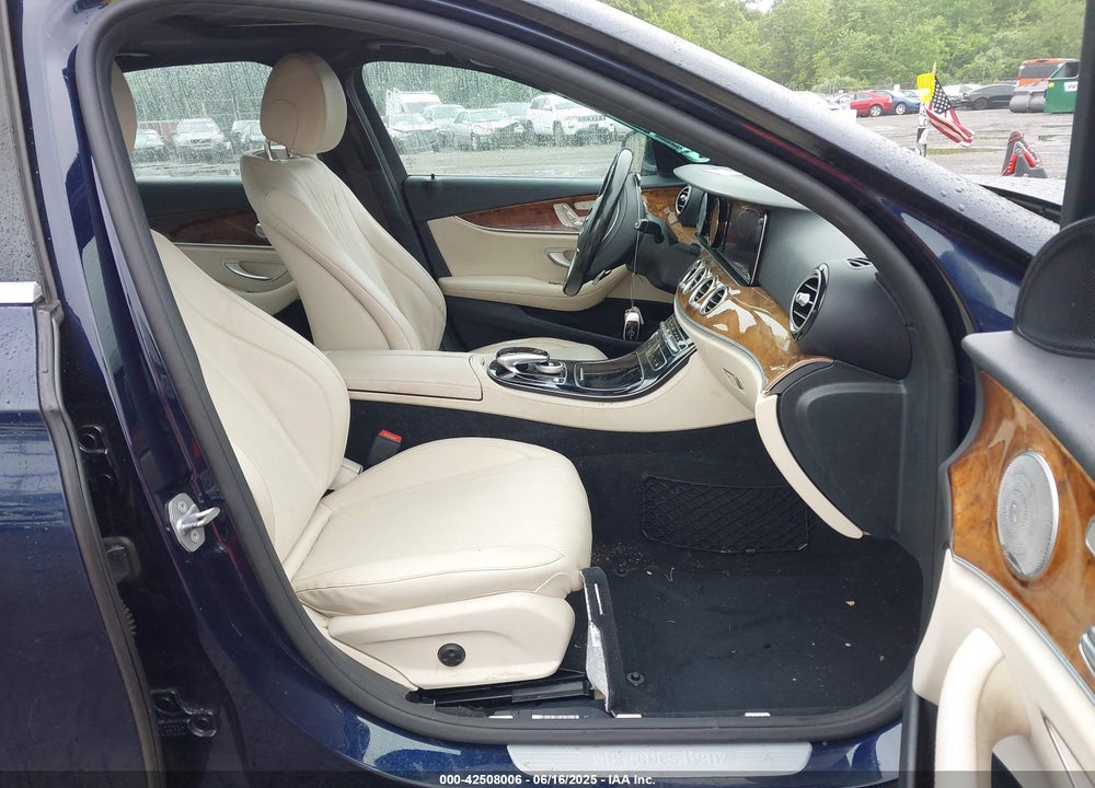 2017 MERCEDES-BENZ E-CLASS VIN: WDDZF4KB1HA030874