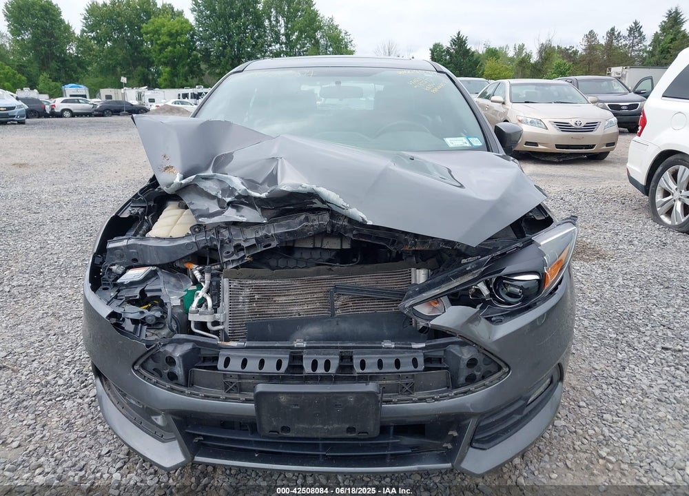 2018 FORD FOCUS ST VIN: 1FADP3L99JL329844