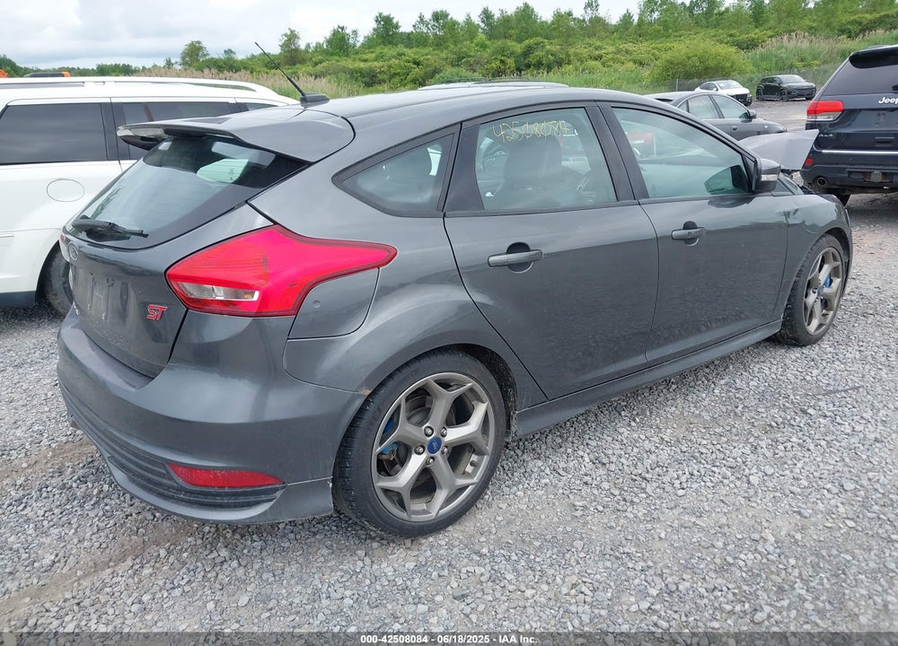 2018 FORD FOCUS ST VIN: 1FADP3L99JL329844