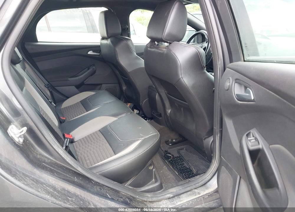 2018 FORD FOCUS ST VIN: 1FADP3L99JL329844