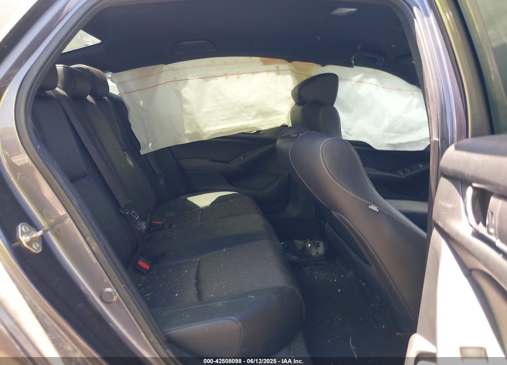 2019 HONDA ACCORD VIN: 1HGCV1F38KA063870