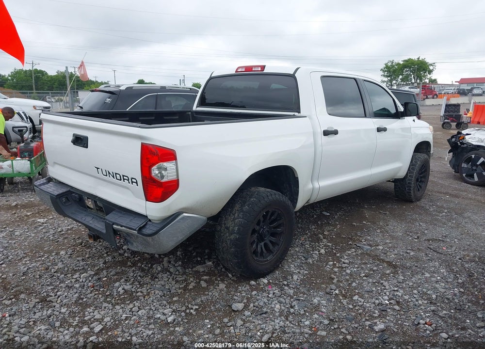 2014 TOYOTA TUNDRA SR5 5.7L V8 VIN: 5TFDW5F19EX395226