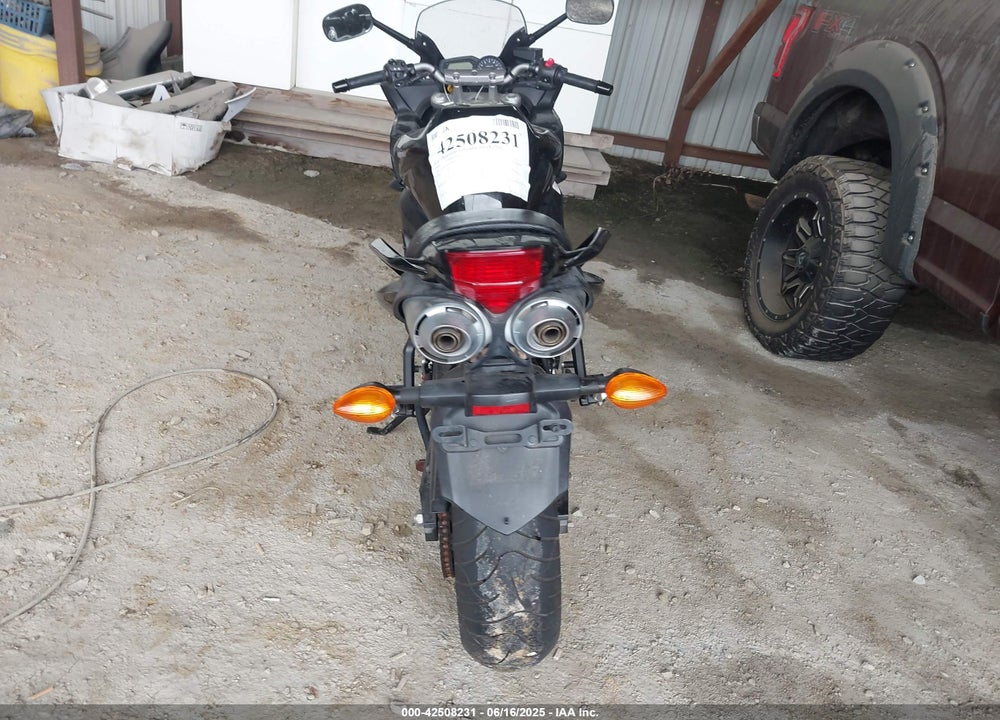 2009 YAMAHA FZ6 SHG VIN: JYARJ13E69A006549