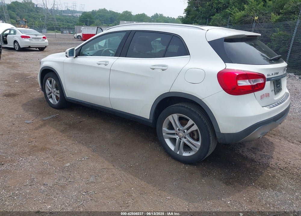 2018 MERCEDES-BENZ GLA 250 VIN: WDCTG4GB1JJ370578