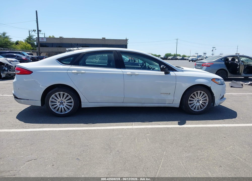 2018 FORD FUSION HYBRID SE VIN: 3FA6P0LU1JR225930