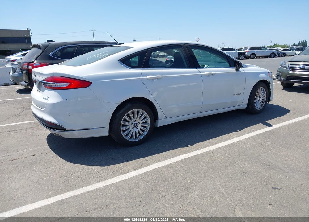 2018 FORD FUSION HYBRID SE VIN: 3FA6P0LU1JR225930