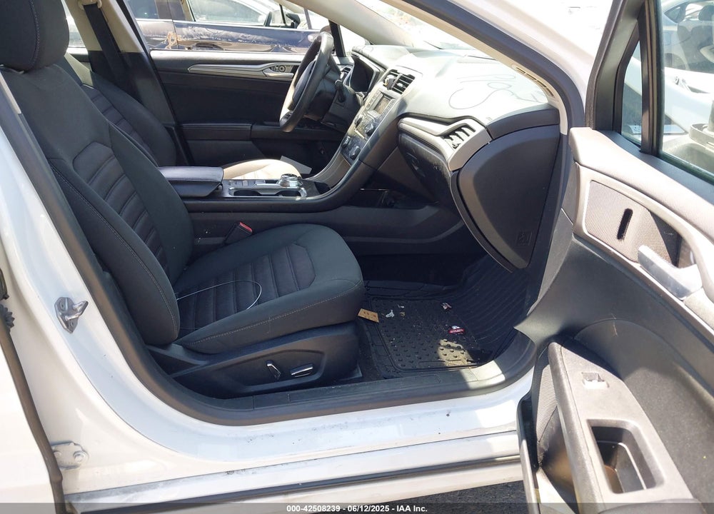 2018 FORD FUSION HYBRID SE VIN: 3FA6P0LU1JR225930