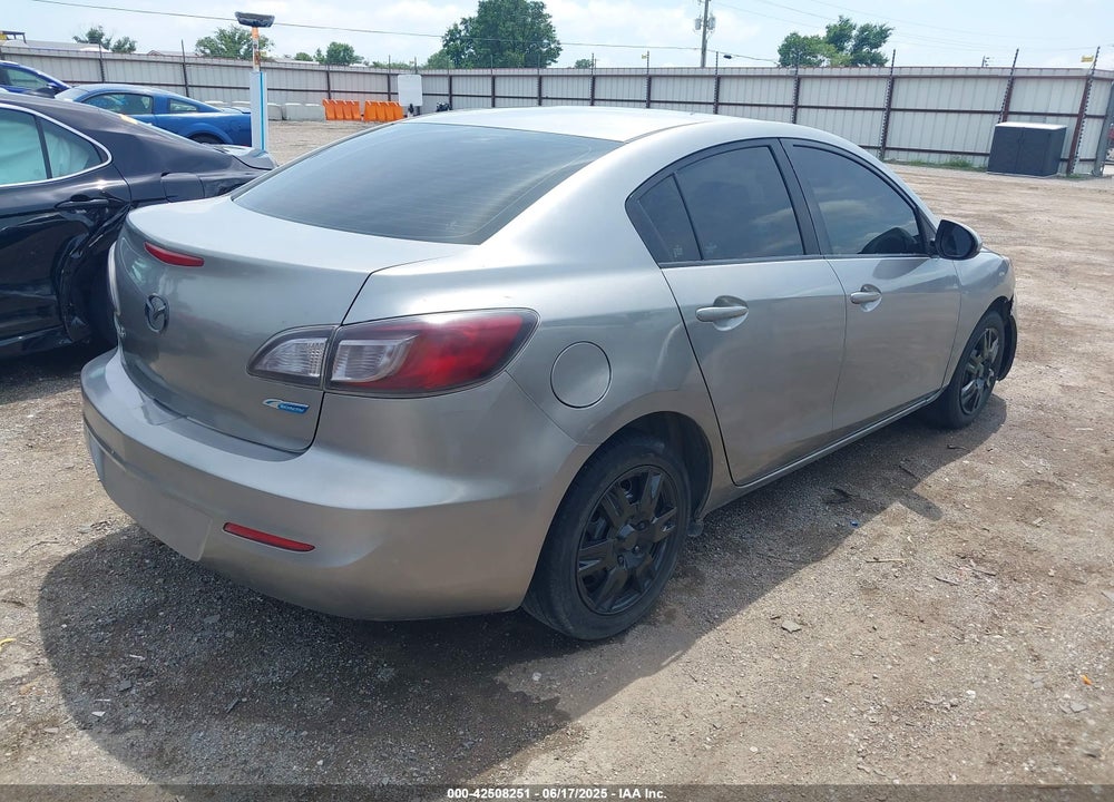 2013 MAZDA 3 VIN: JM1BL1U79D1760893