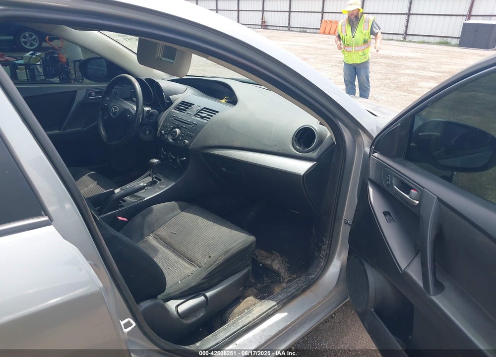 2013 MAZDA 3 VIN: JM1BL1U79D1760893