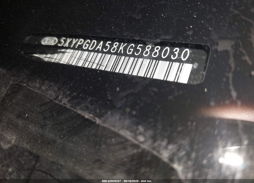 2019 KIA SORENTO VIN: 5XYPGDA58KG588030