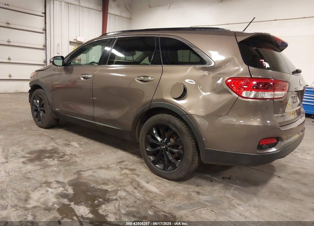 2019 KIA SORENTO VIN: 5XYPGDA58KG588030