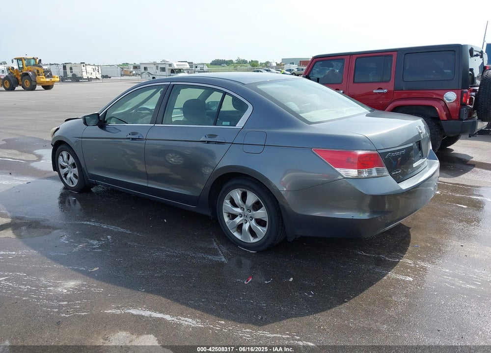 2008 HONDA ACCORD 2.4 EX VIN: JHMCP26738C018848