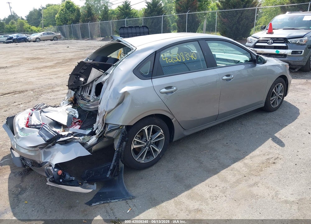 2024 KIA FORTE LXS VIN: 3KPF24AD2RE817973