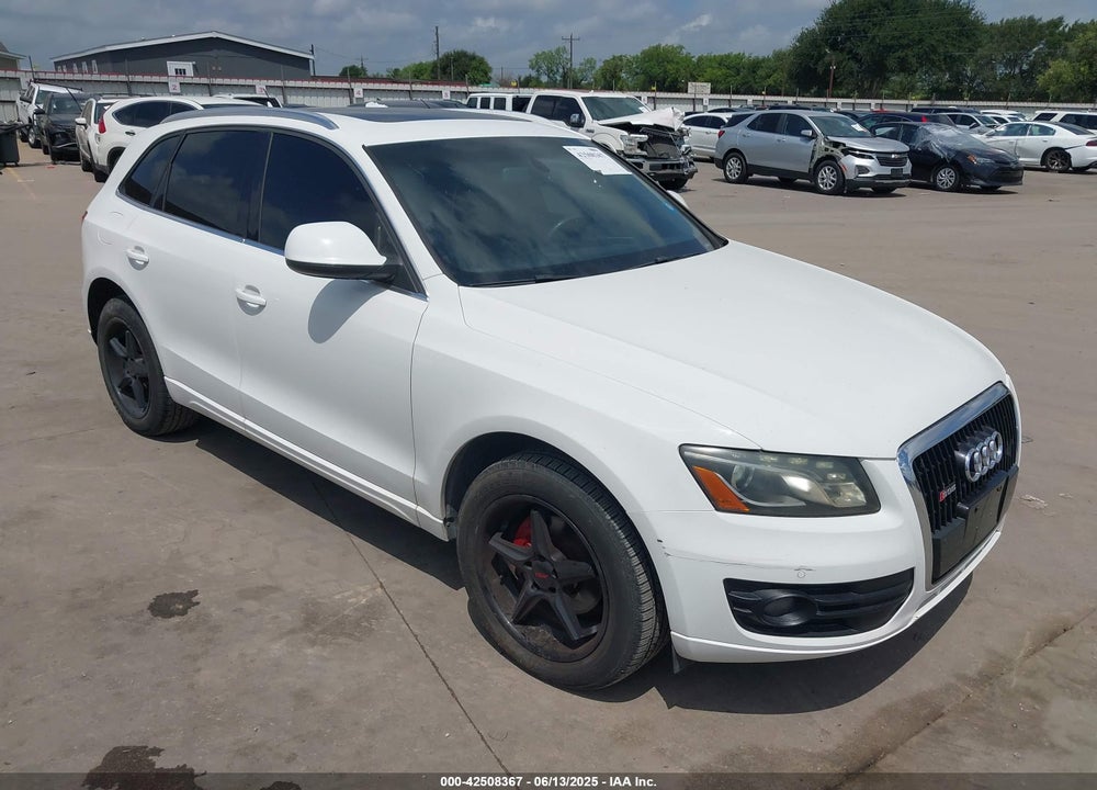 2010 AUDI Q5 3.2 PREMIUM VIN: WA1LKAFPXAA030615