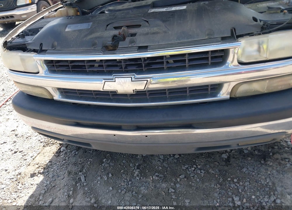 2003 CHEVROLET TAHOE LS VIN: 1GNEC13V73J287501