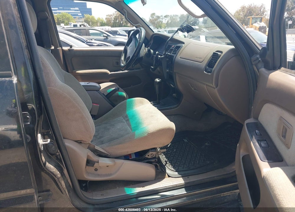 2000 TOYOTA 4RUNNER SR5 V6 VIN: JT3GN86R6Y0167371
