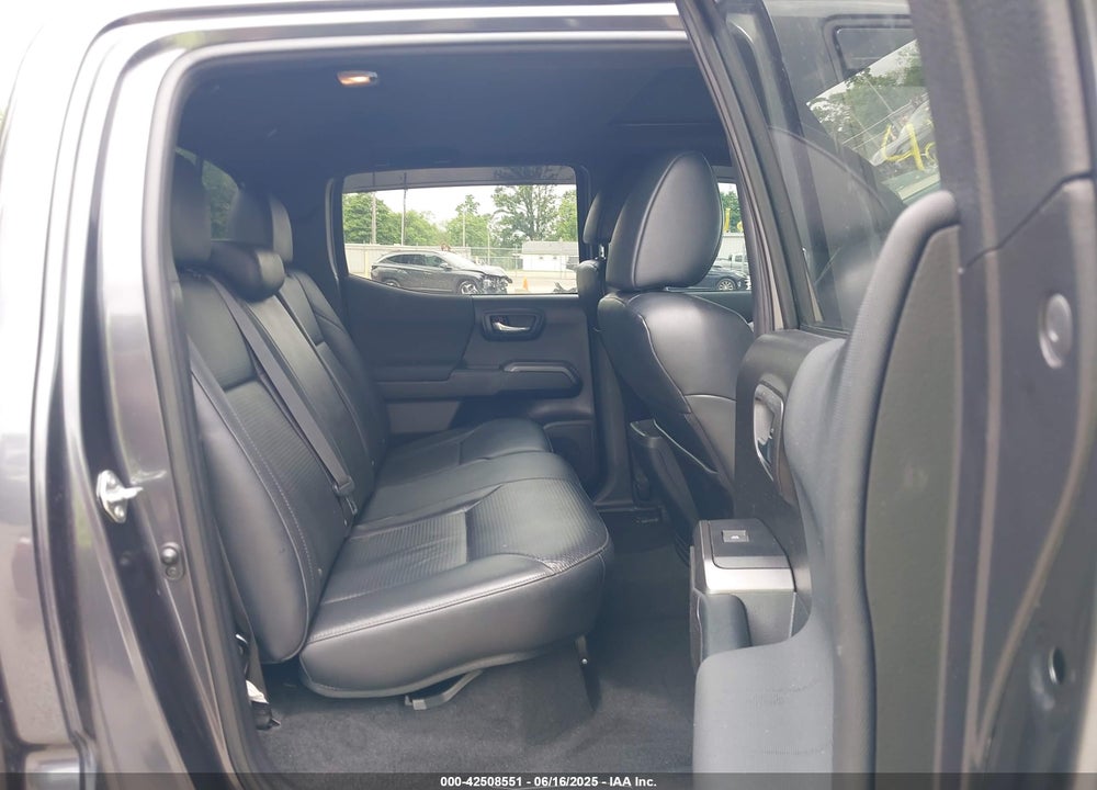 2021 TOYOTA TACOMA VIN: 3TMCZ5AN0MM375271