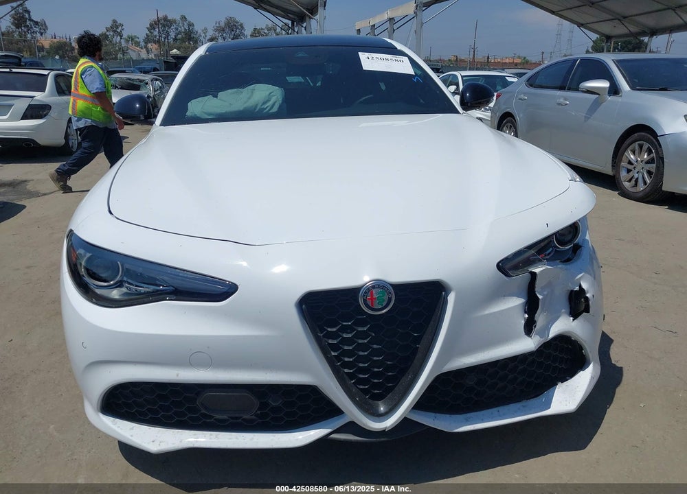 2023 ALFA ROMEO GIULIA VIN: ZARFAMBN5P7669508