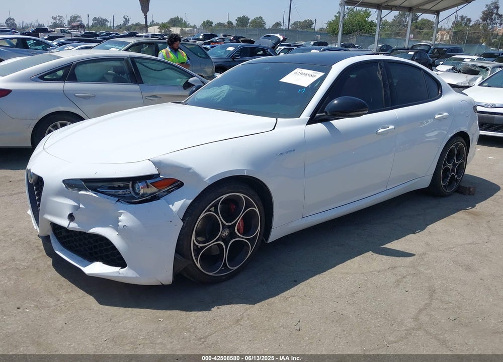 2023 ALFA ROMEO GIULIA VIN: ZARFAMBN5P7669508