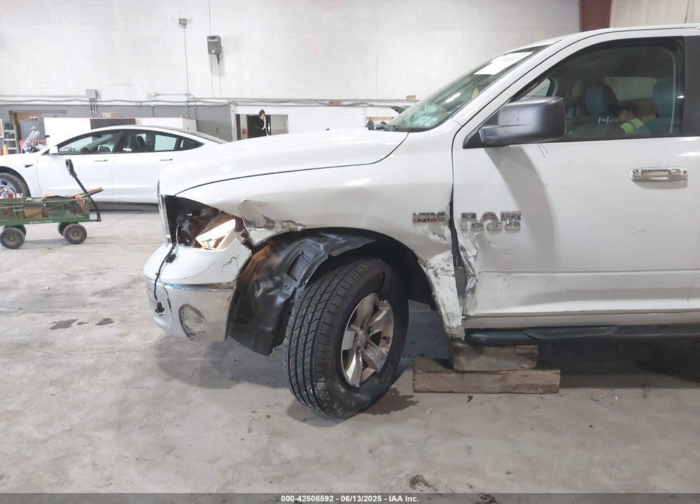 2017 RAM 1500 SLT 4X4 6'4 BOX VIN: 1C6RR7TT7HS544689