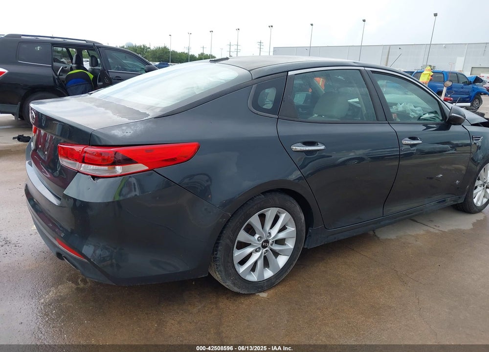 2016 KIA OPTIMA LX VIN: 5XXGT4L35GG001978