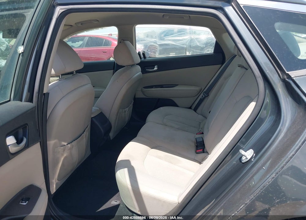2016 KIA OPTIMA LX VIN: 5XXGT4L35GG001978