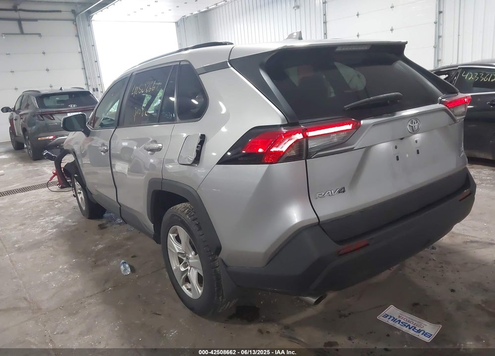 2019 TOYOTA RAV4 VIN: 2T3P1RFV1KC025542