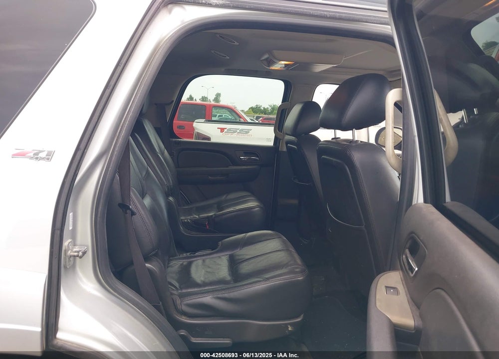 2013 CHEVROLET TAHOE VIN: 1GNSKBE05DR121669