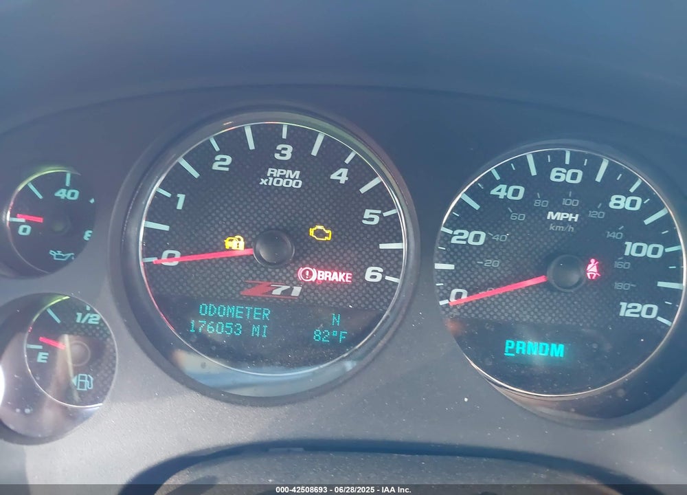 2013 CHEVROLET TAHOE VIN: 1GNSKBE05DR121669