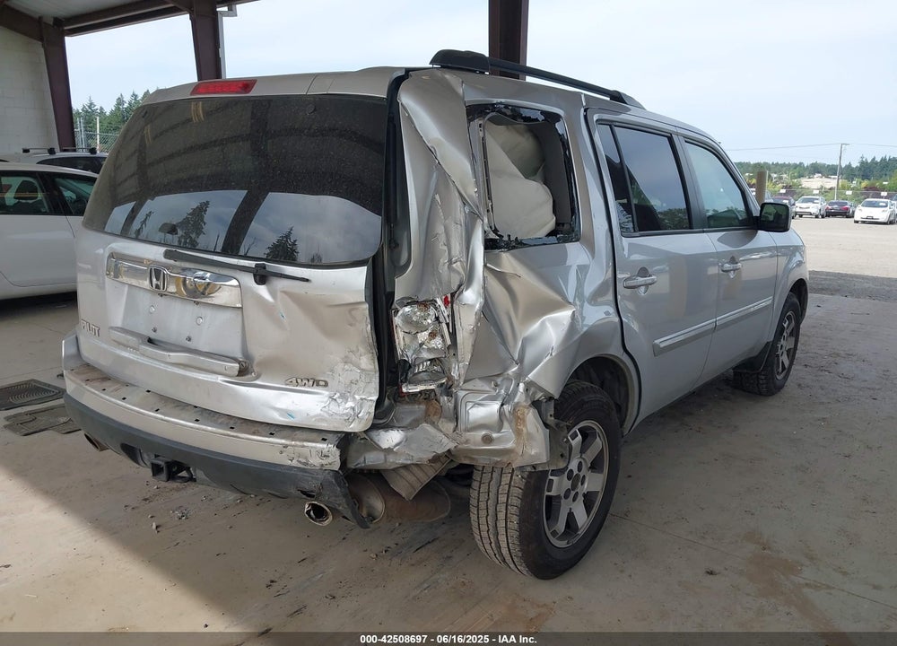 2011 HONDA PILOT VIN: 5FNYF4H53BB007098