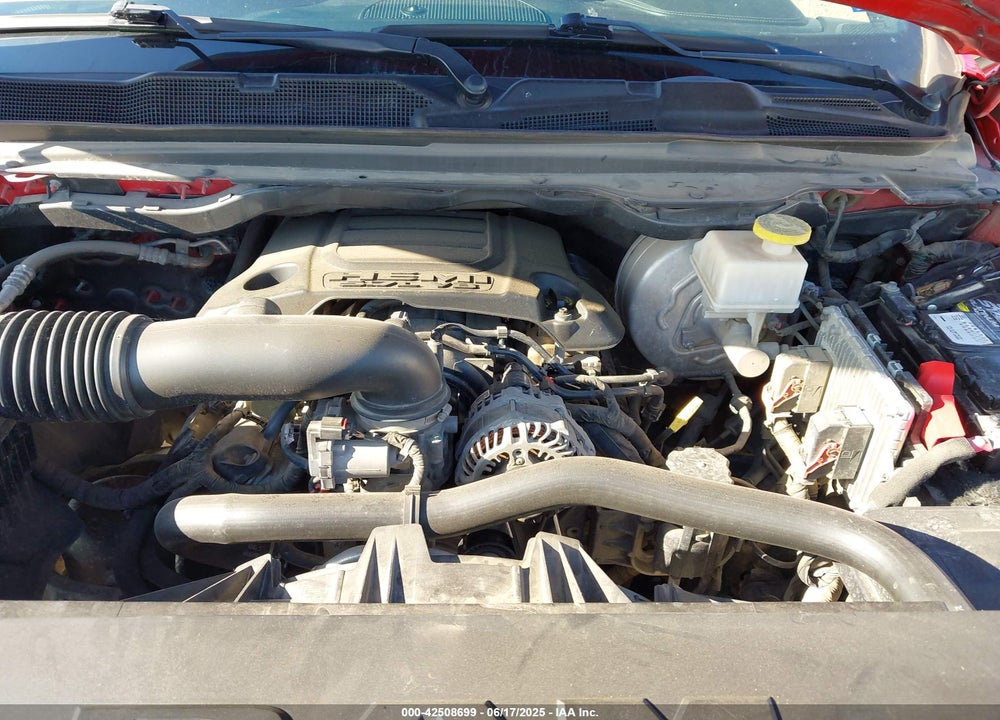 2020 RAM 1500 LAIE  4X2 5'7 BOX VIN: 1C6RREJT3LN185856