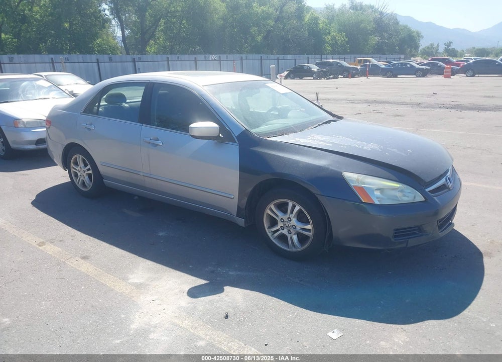 2003 HONDA ACCORD VIN: JHMCM56683C012912