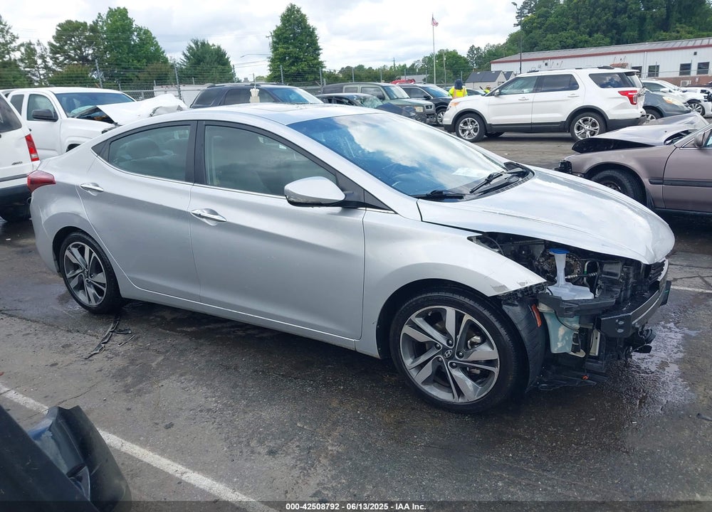 2015 HYUNDAI ELANTRA VIN: KMHDH4AE7FU323115